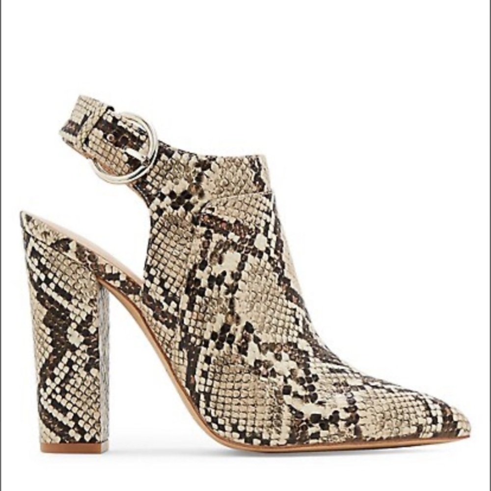 🌸 Aldo 🌸 “Legiladia” heeled booties